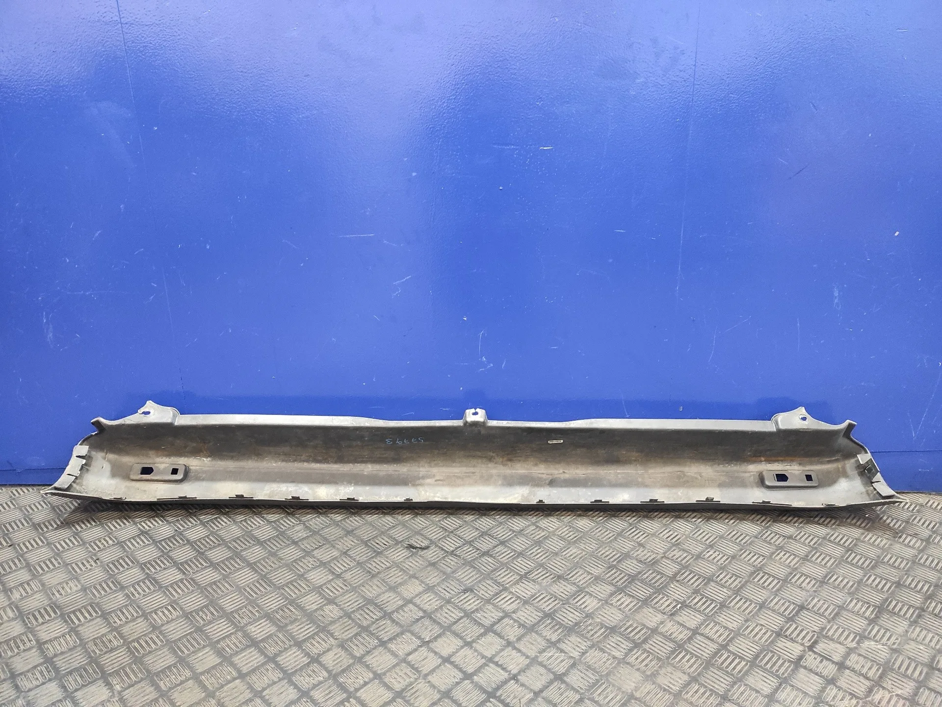 Paragolpes Trasero para Opel Vivaro