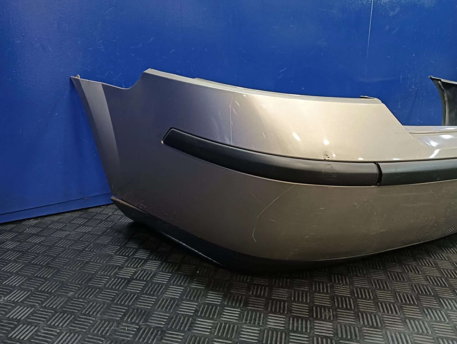 Paragolpes Trasero para Ford Mondeo Berlina (Ge)