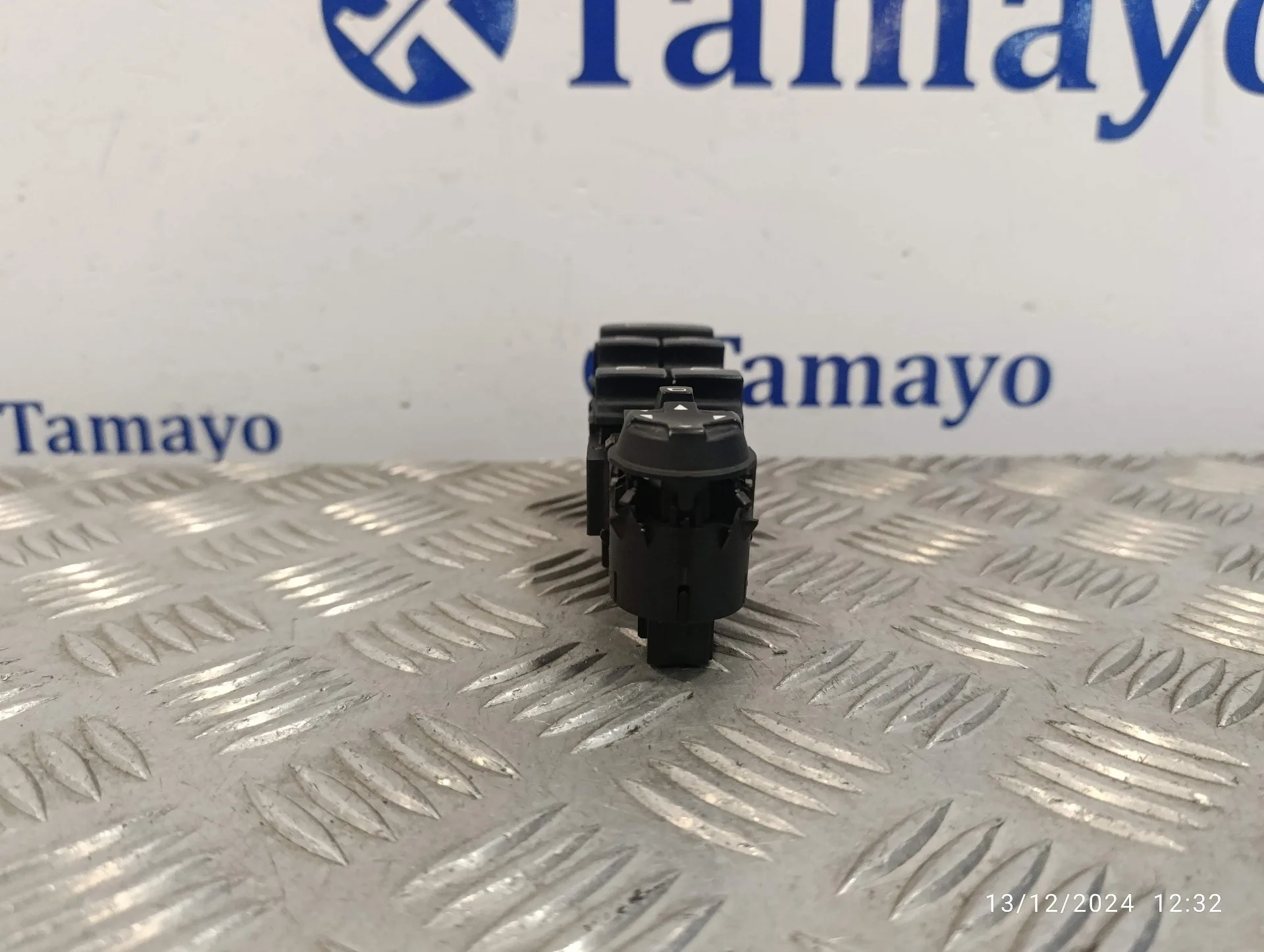 Mando Elevalunas Delantero Izquierdo para Citroën C4 Picasso