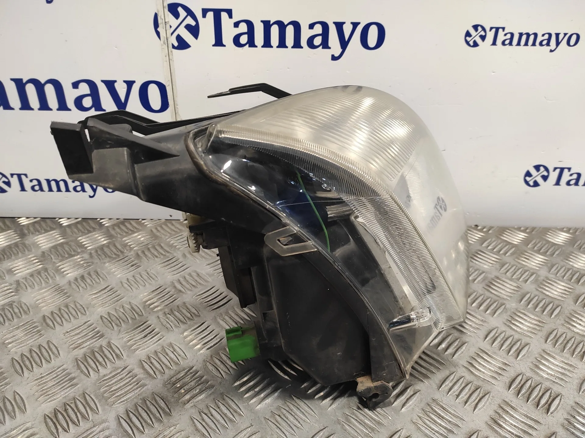 Faro Derecho para Ford Fusion (Cbk)