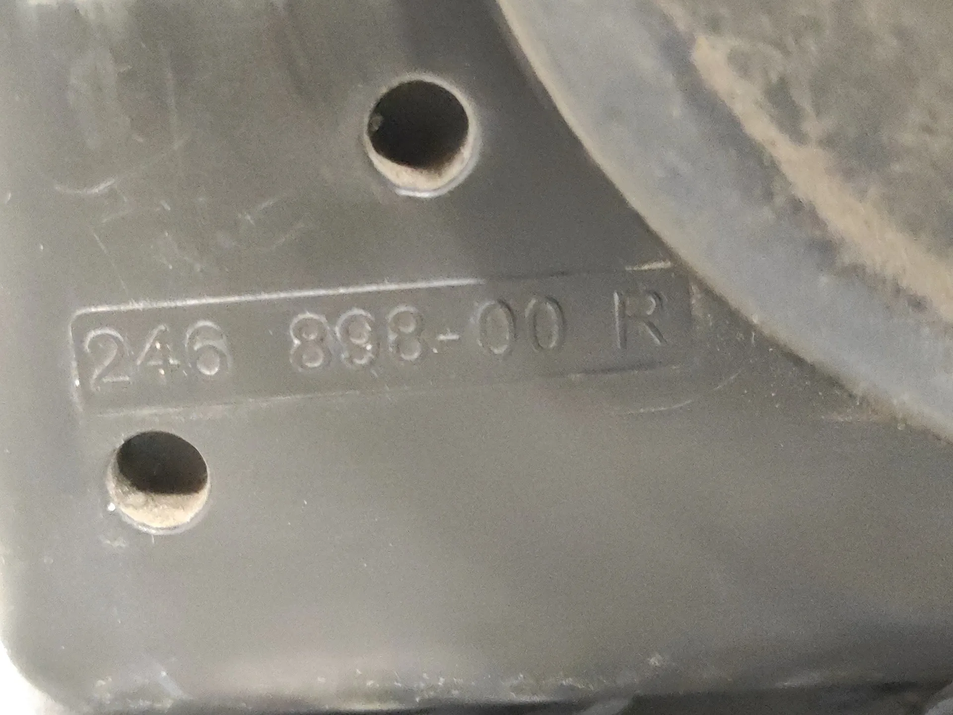 Faro Derecho para Ford Fusion (Cbk)