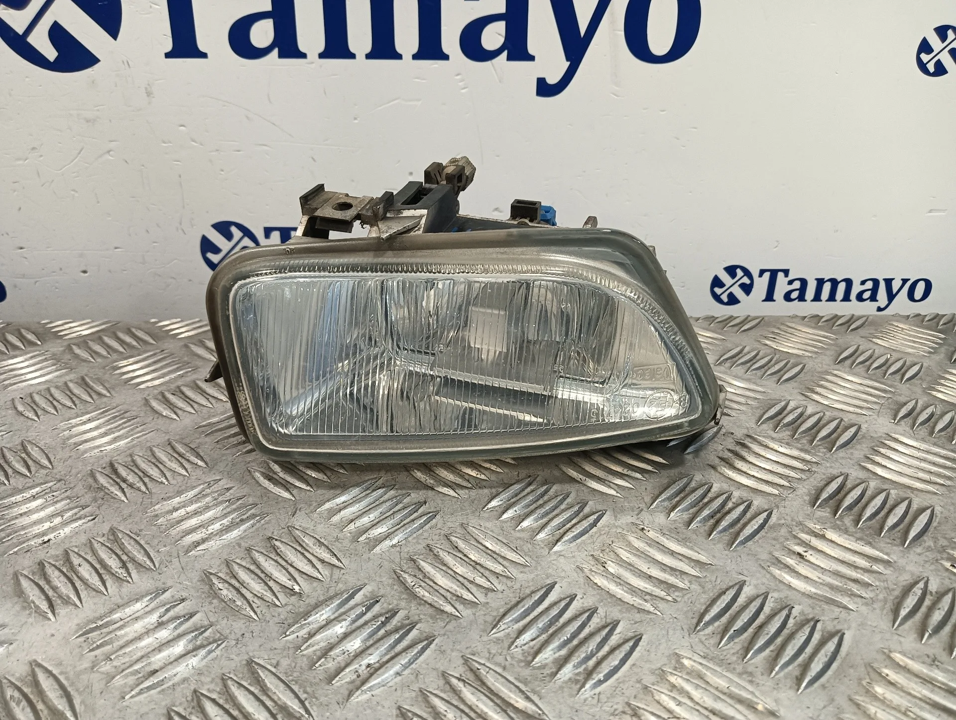 Faro Antiniebla Derecho para Citroën Saxo