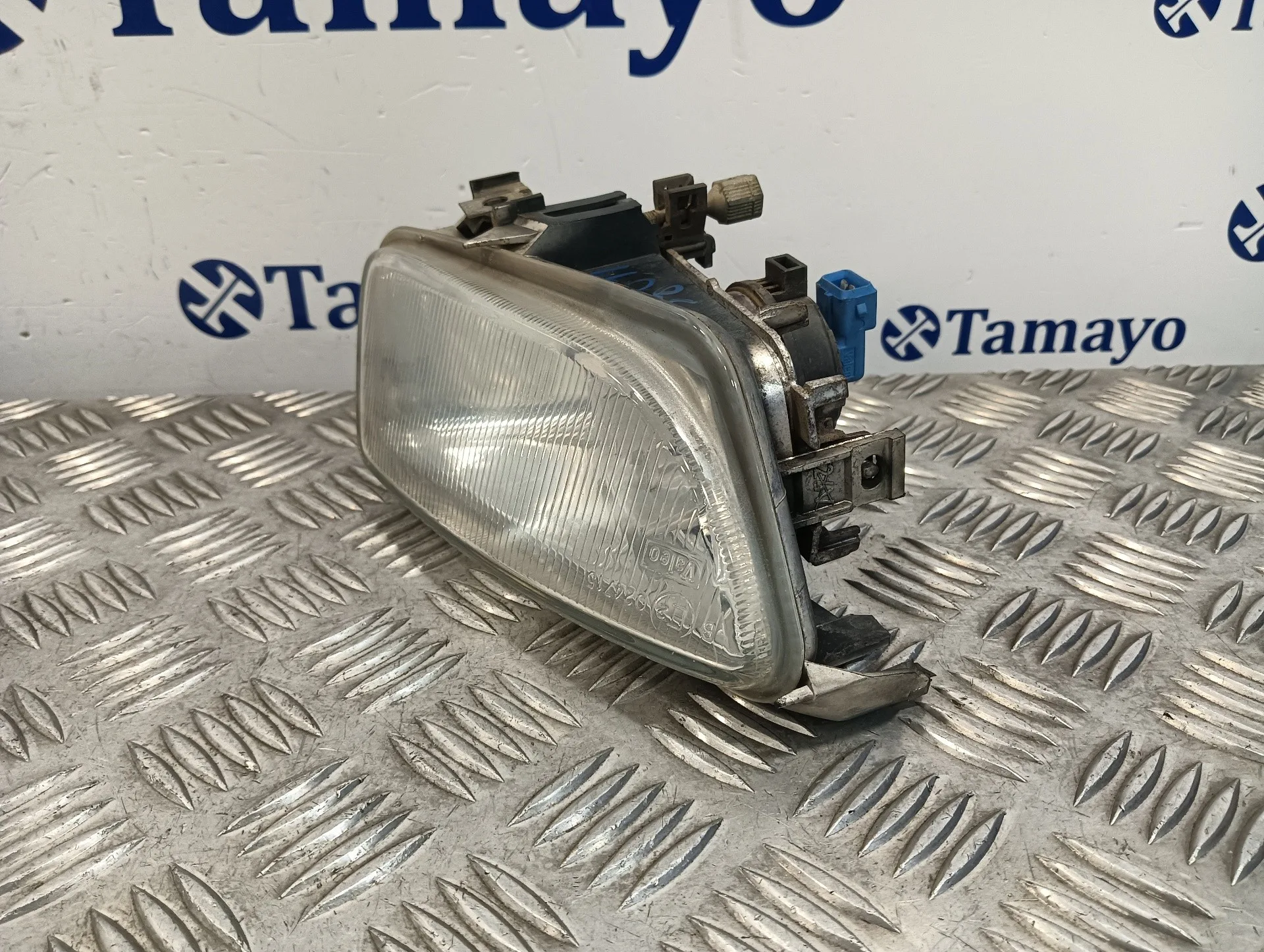 Faro Antiniebla Derecho para Citroën Saxo