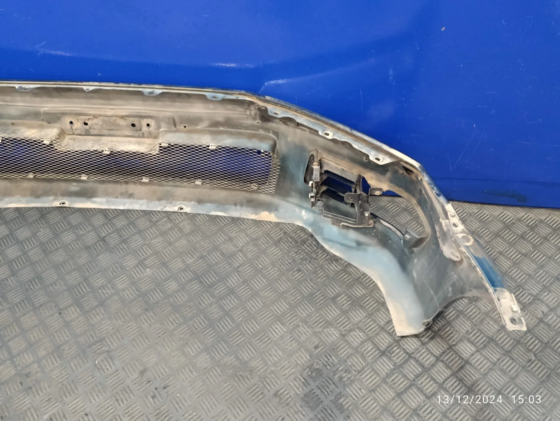 Paragolpes Delantero para Mitsubishi Space Wagon (N80/N90)
