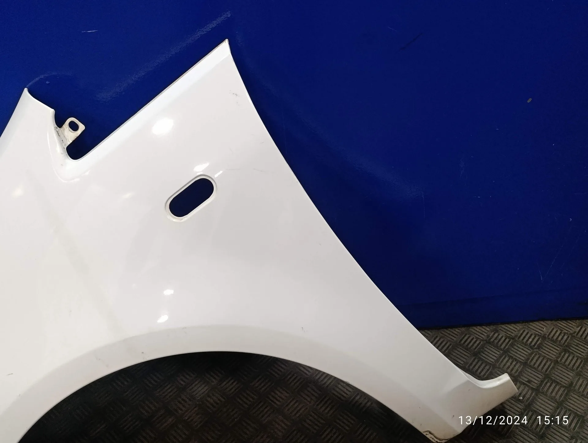 Aleta Delantera Izquierda para Ford C-Max (Cb3)