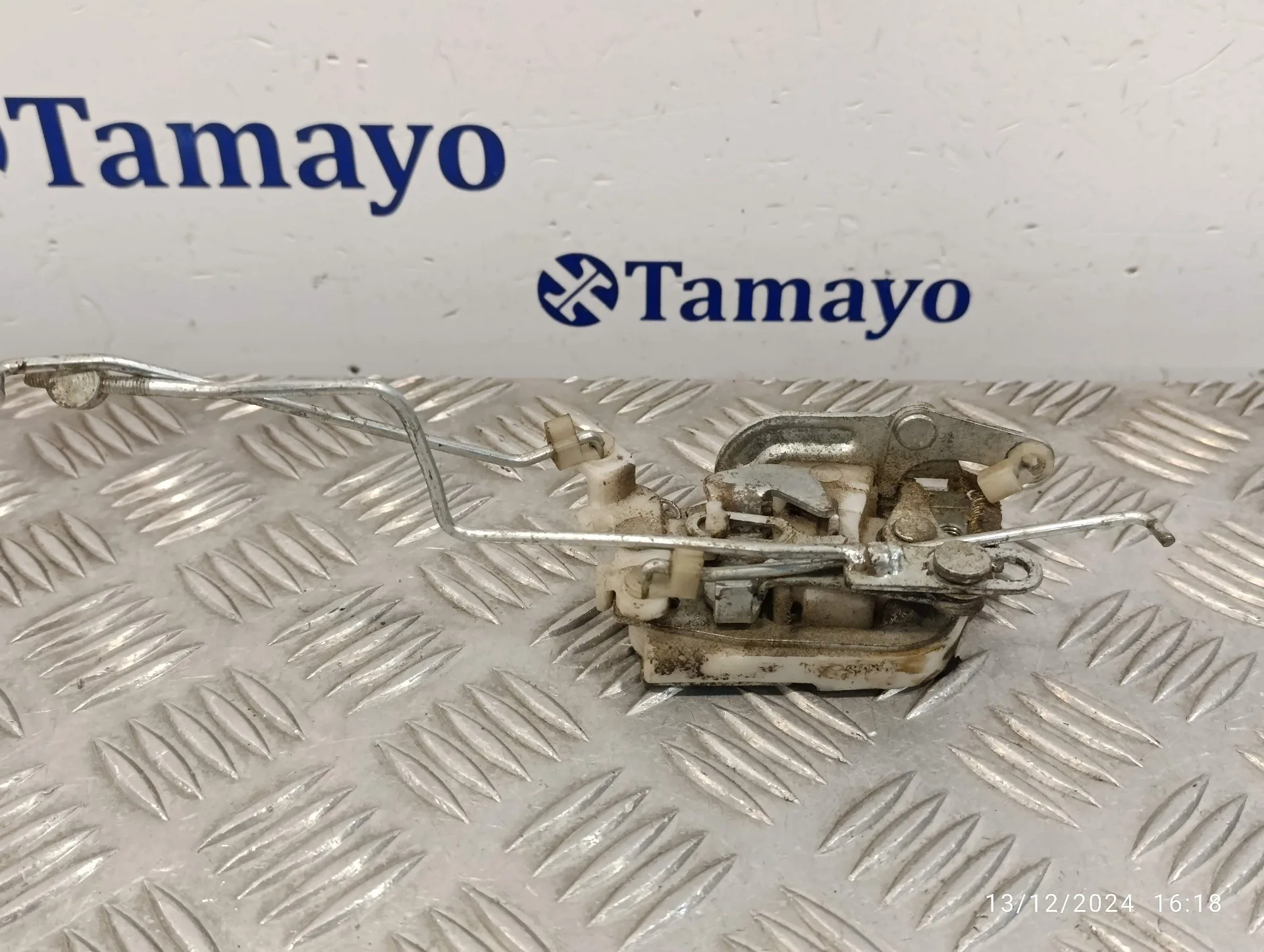 Cerradura Puerta Delantera Izquierda para Tata Indigo Marina