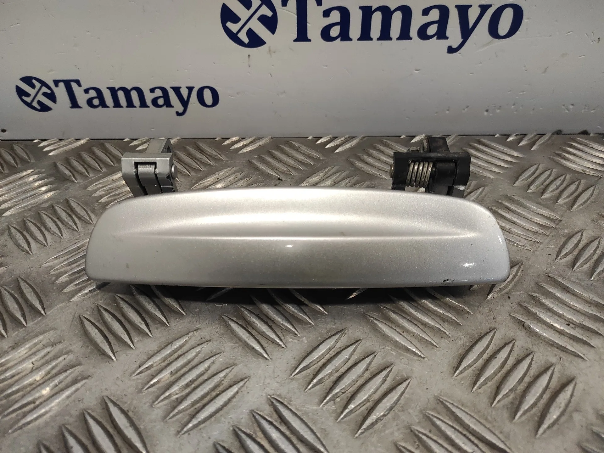 Maneta Exterior Delantera Izquierda para Tata Indigo Marina