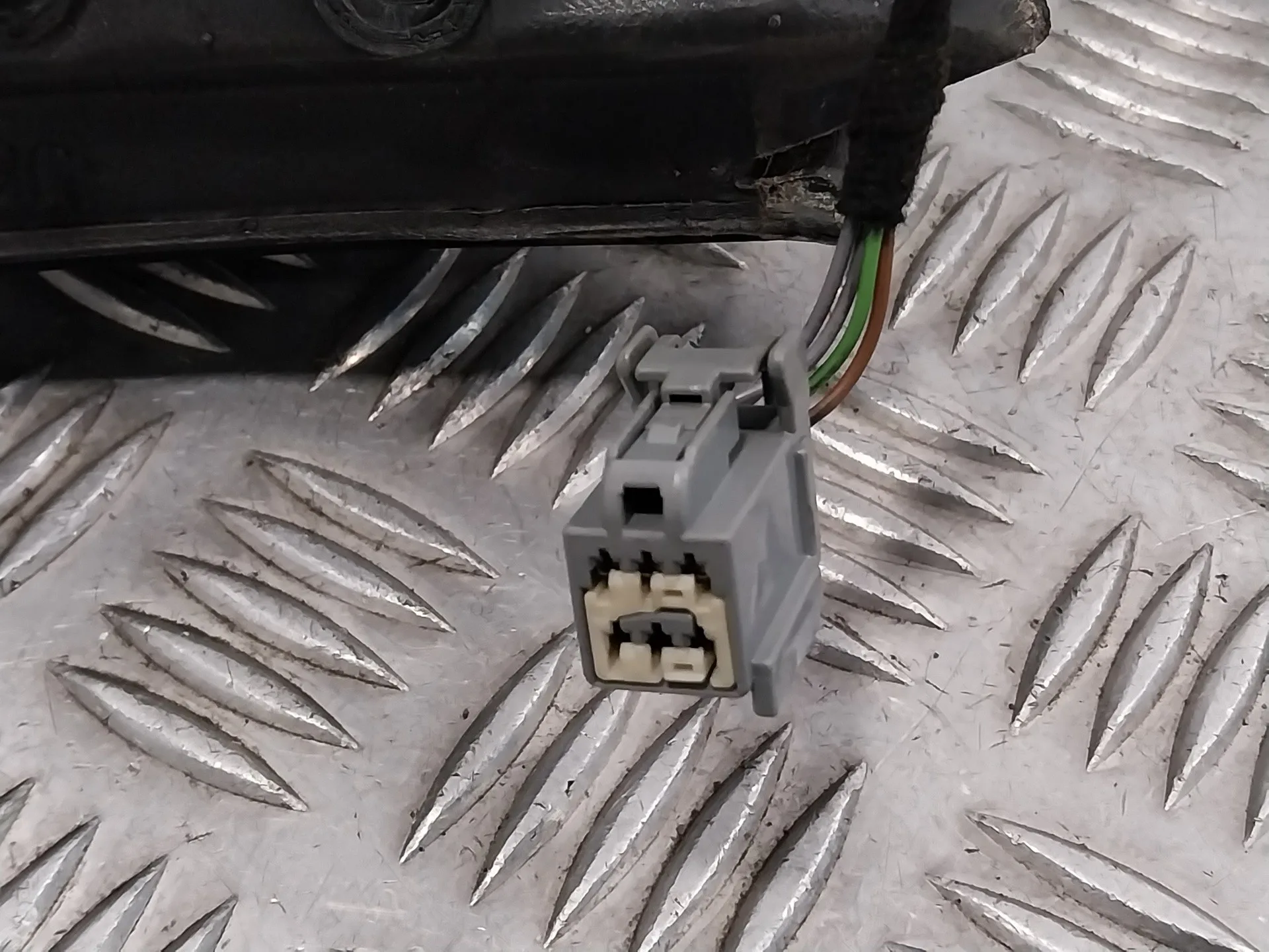 Retrovisor Derecho para Ford Focus C-Max (Cap)