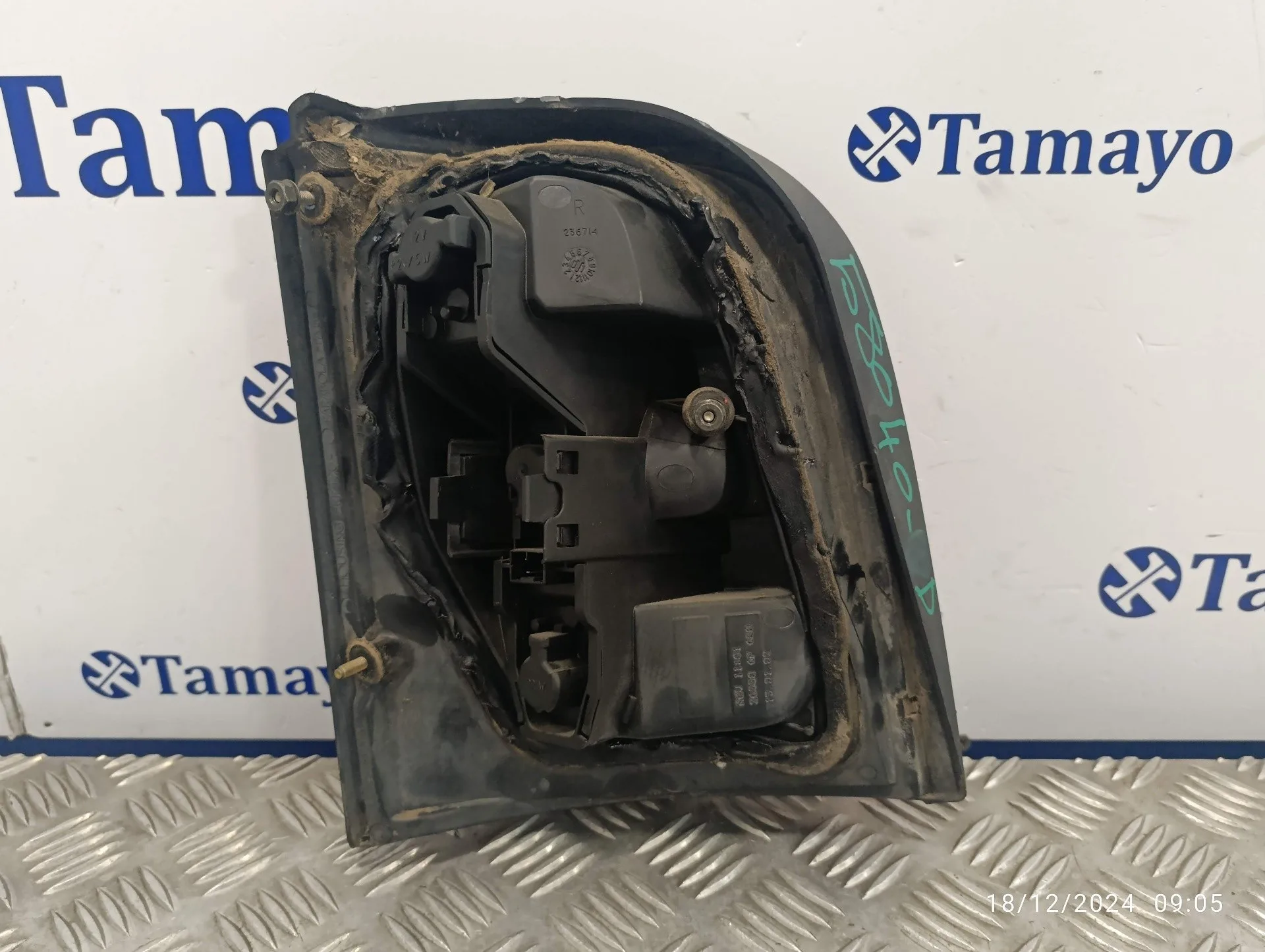Piloto Trasero Derecho para Nissan Micra (K11)