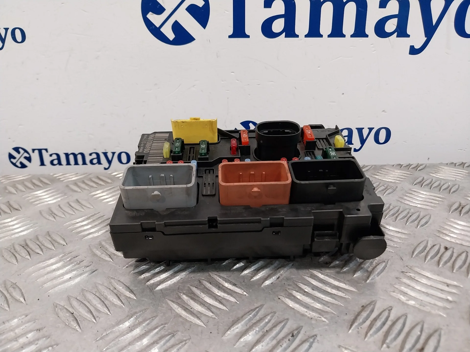 Caja Reles / Fusibles para Peugeot 207