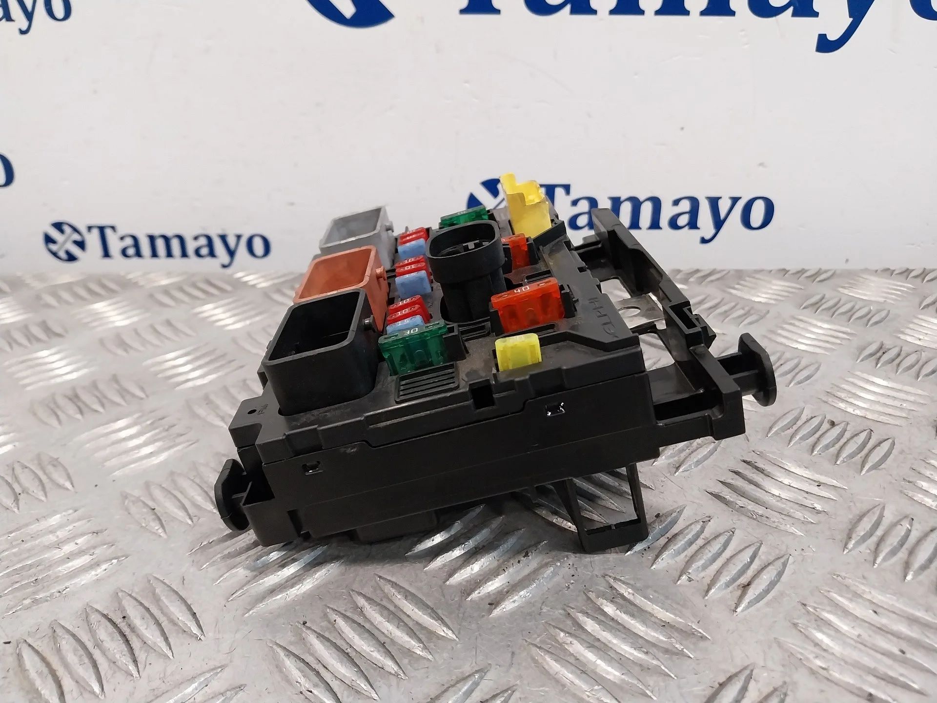 Caja Reles / Fusibles para Peugeot 207