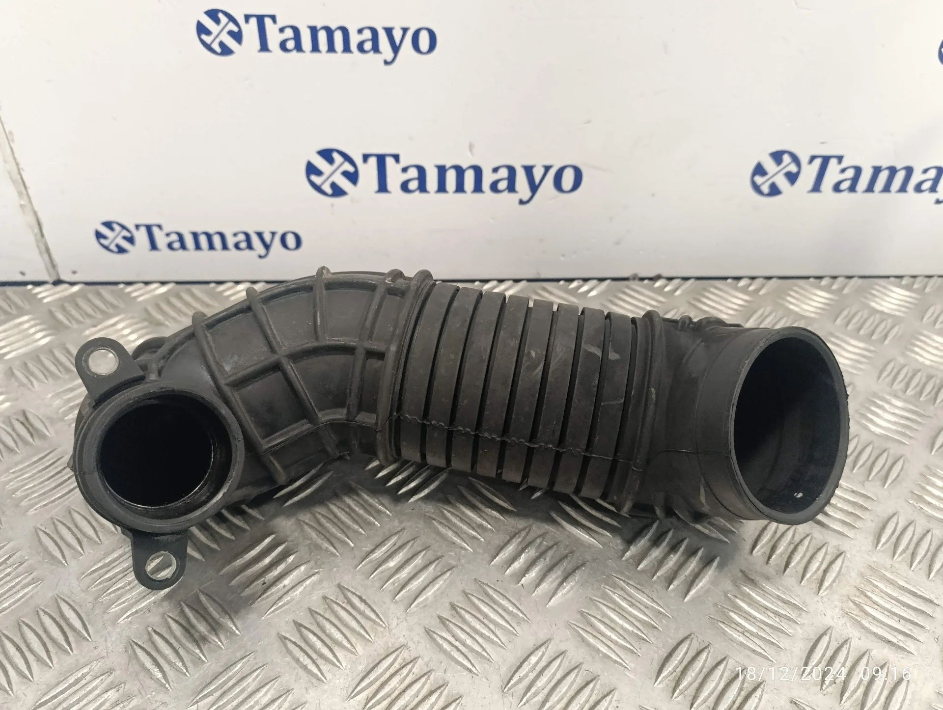 Tubo para Audi A4 Berlina (8E)