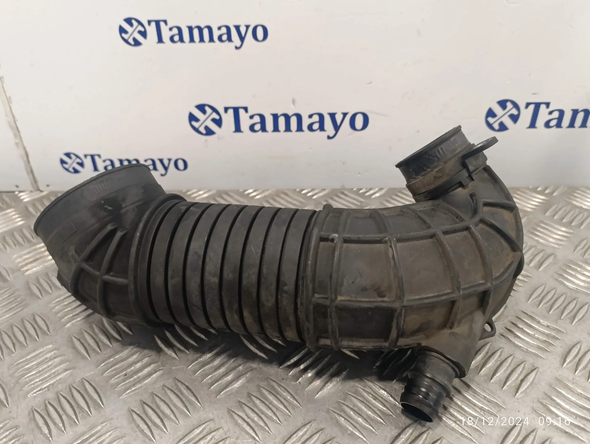 Tubo para Audi A4 Berlina (8E)