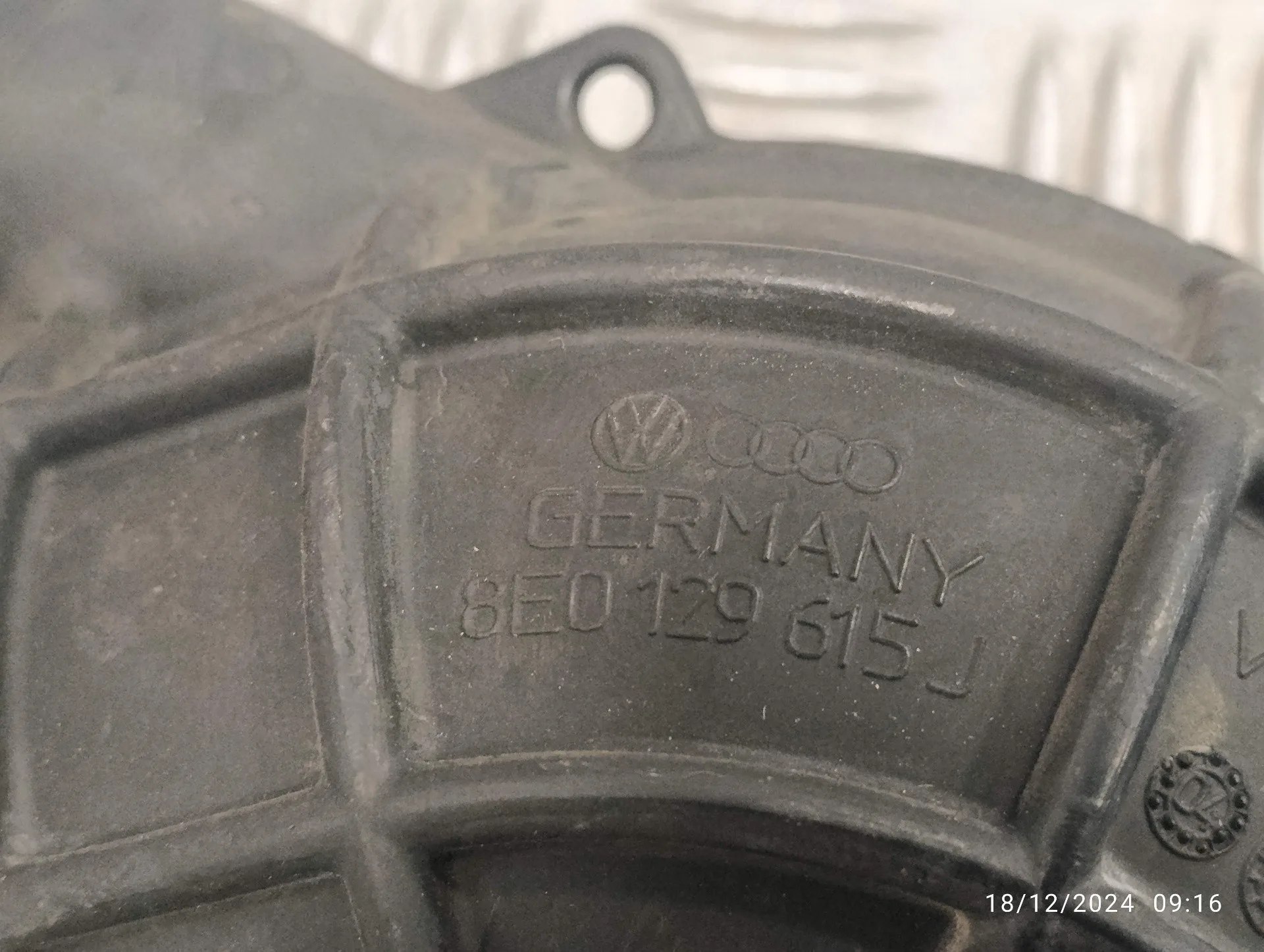 Tubo para Audi A4 Berlina (8E)