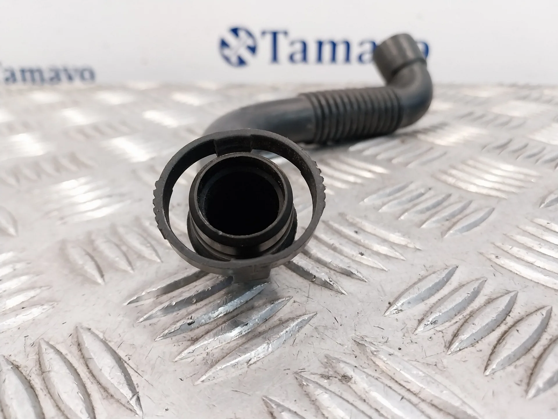 Tubo para Audi A4 Berlina (8E)