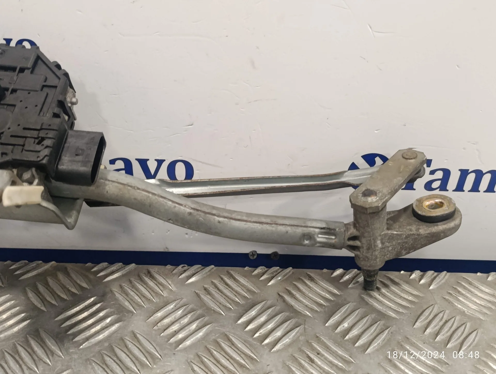 Motor Limpia Delantero para Audi A4 Berlina (8E)