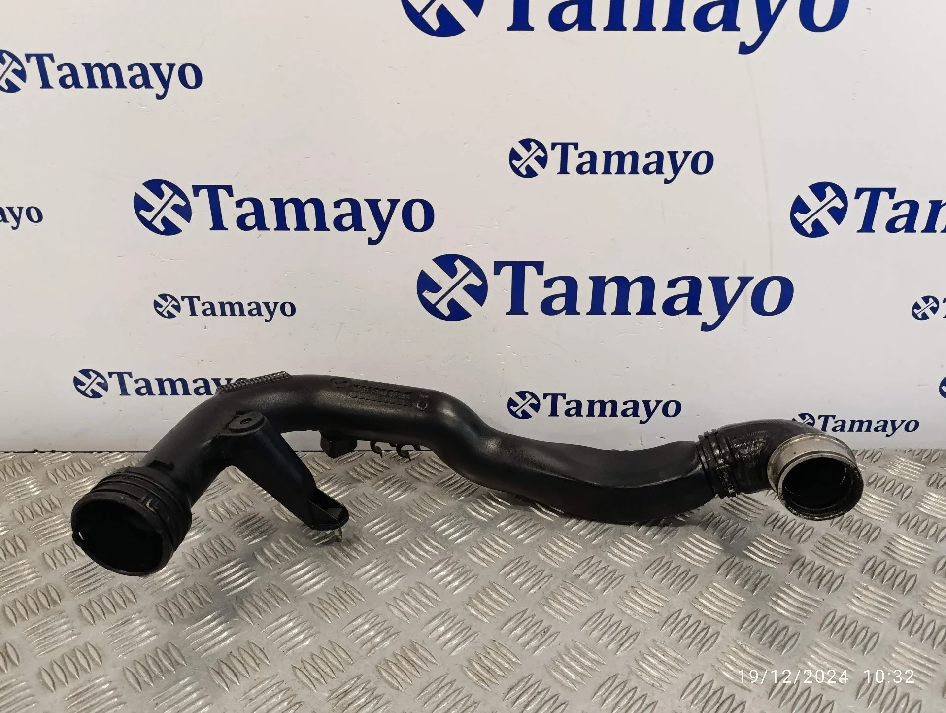 Tubo para Audi A4 Berlina (8E)