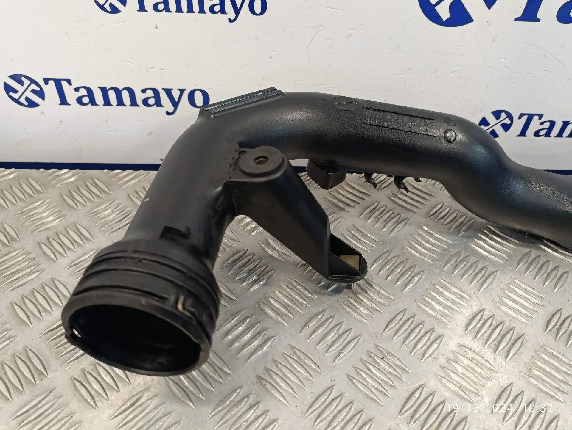 Tubo para Audi A4 Berlina (8E)