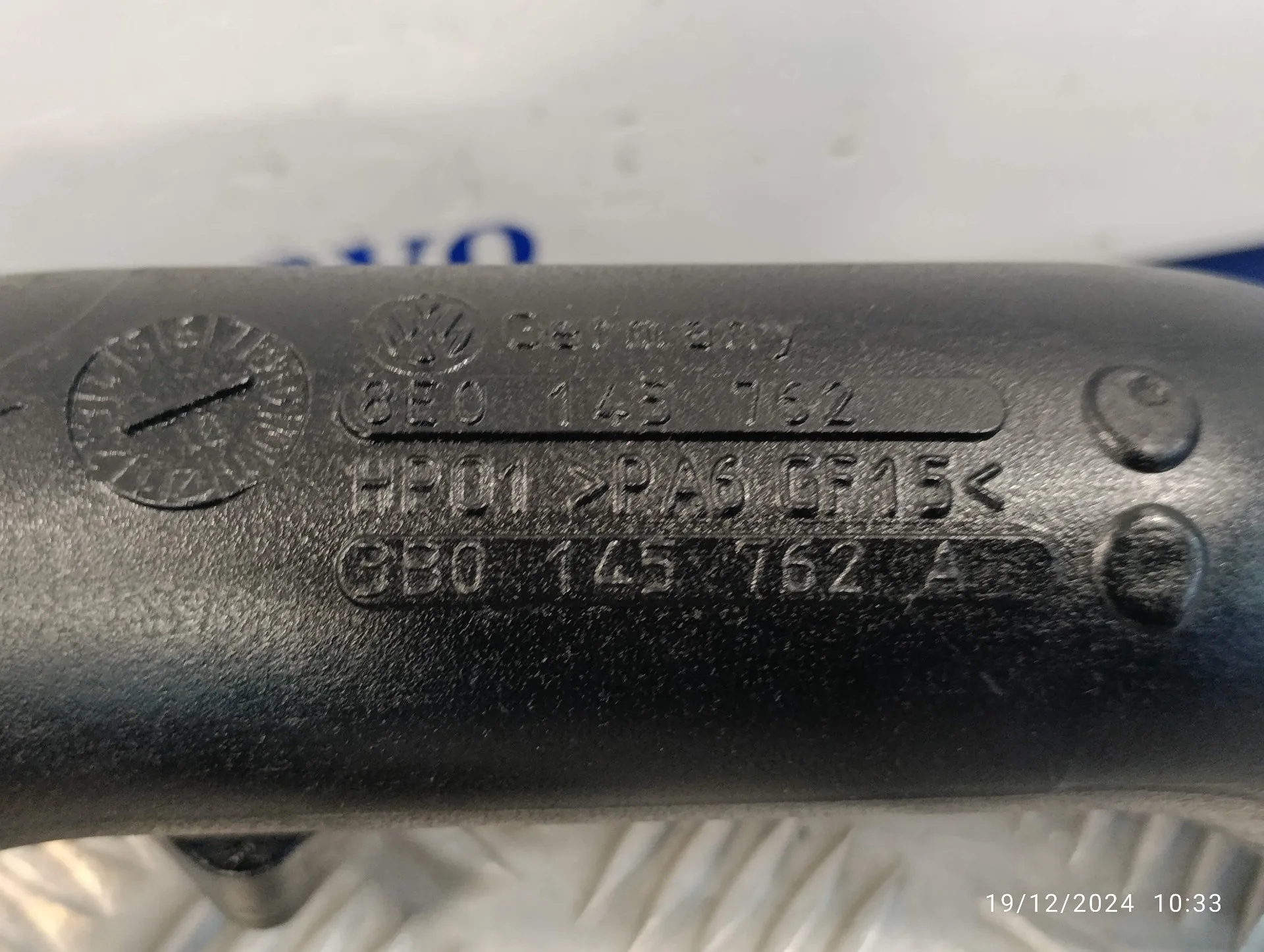 Tubo para Audi A4 Berlina (8E)