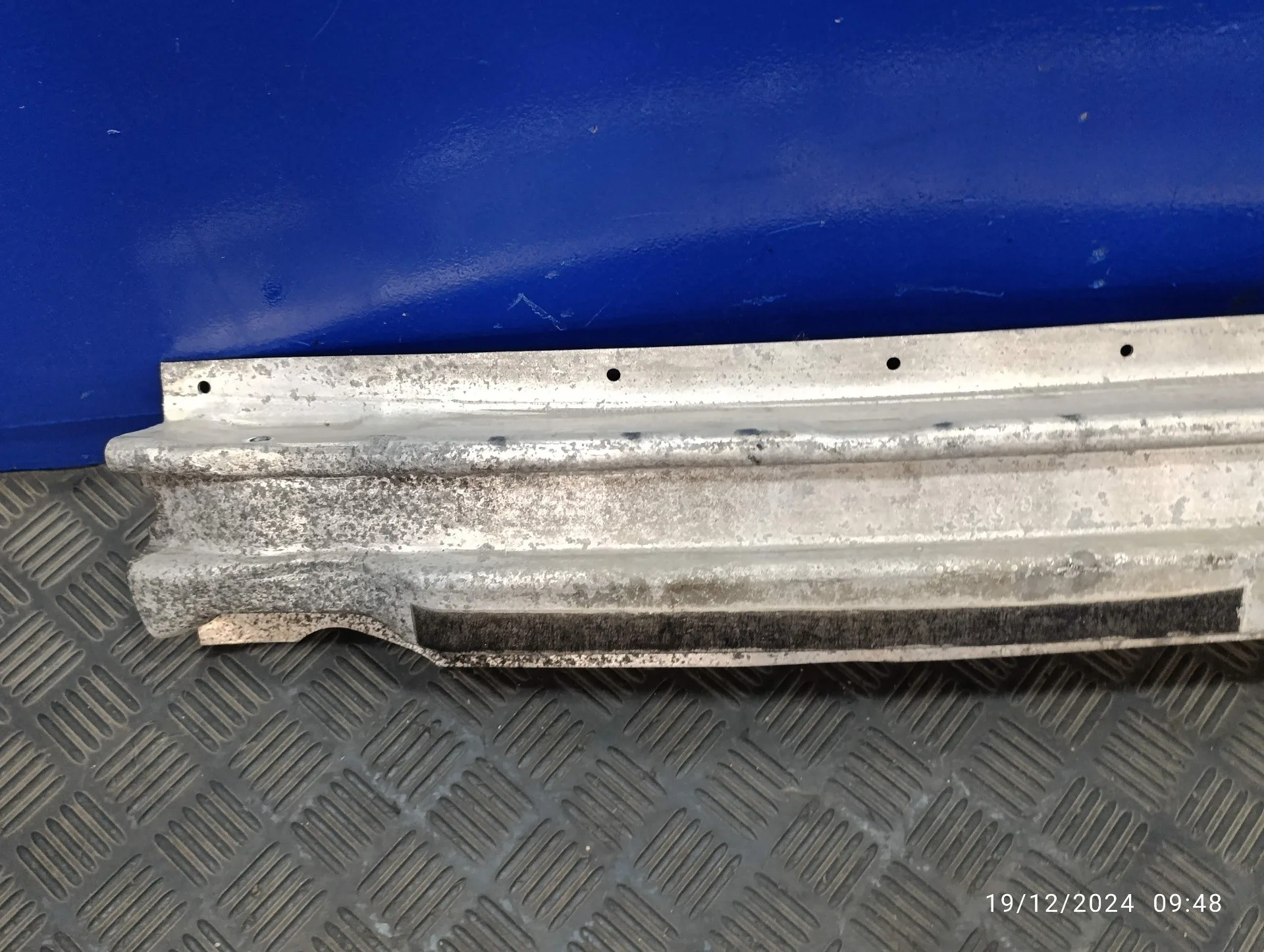 Refuerzo Paragolpes Trasero para Audi A4 Berlina (8E)