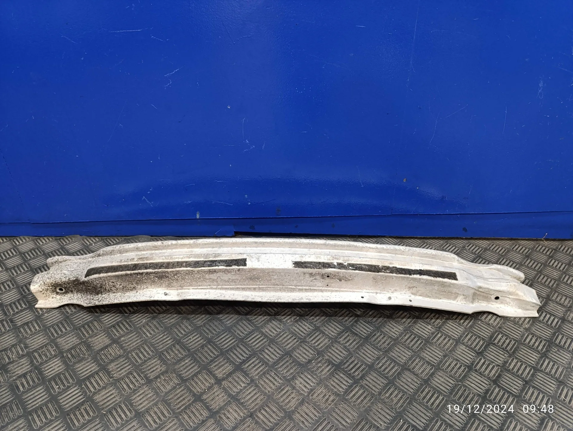 Refuerzo Paragolpes Trasero para Audi A4 Berlina (8E)