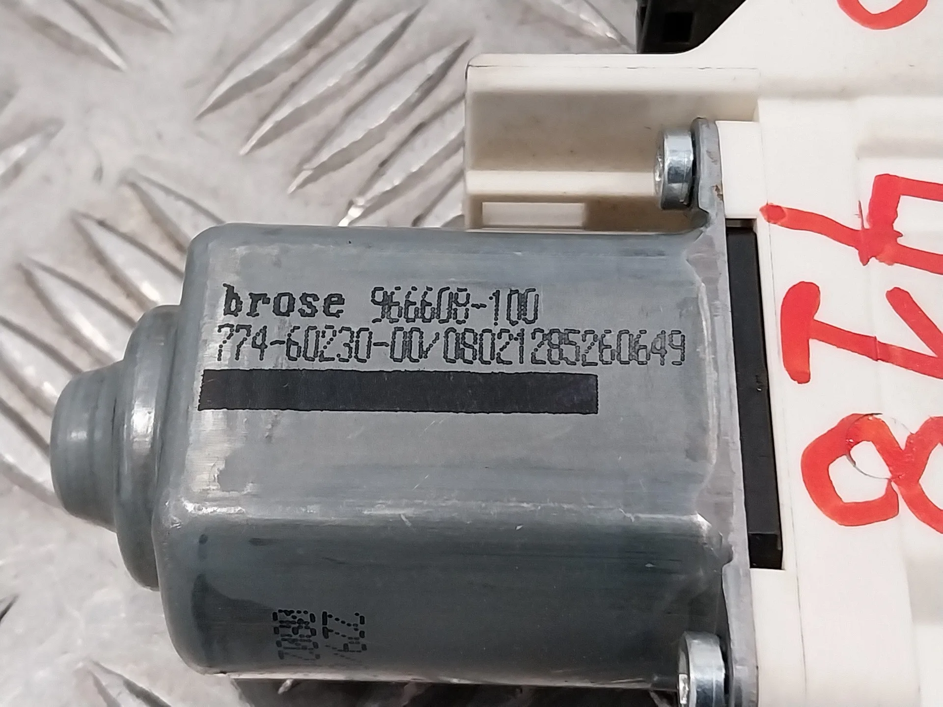Motor Elevalunas Delantero Izquierdo para Skoda Yeti