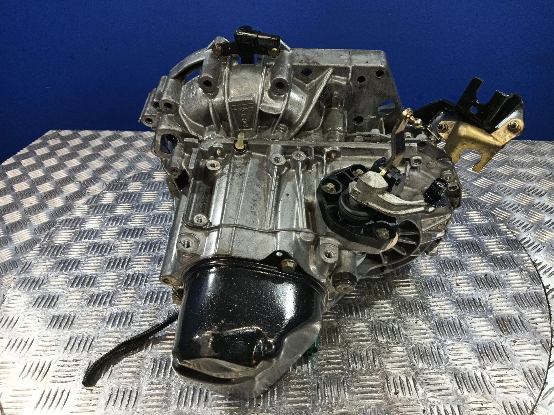 Caja Cambios para Nissan Almera (N16/E)