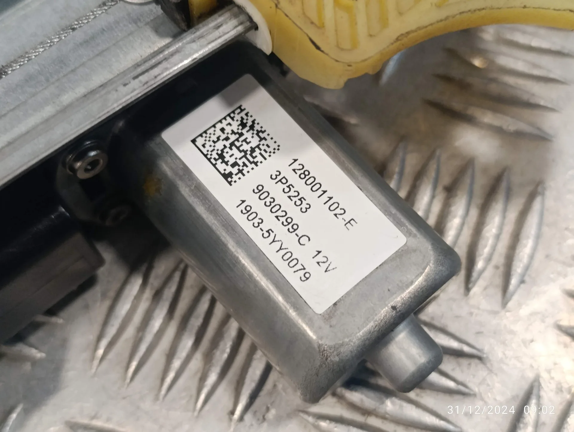 Elevalunas Delantero Izquierdo para Renault Captur