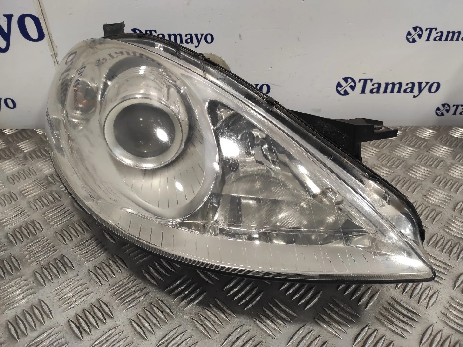 Faro Derecho para Mercedes-Benz Clase A (W169)