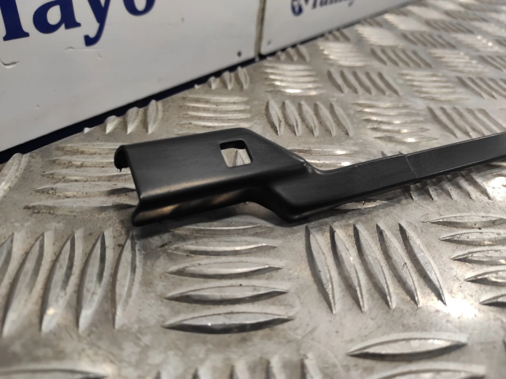 Brazo Limpia Delantero Derecho para Renault Captur Ii