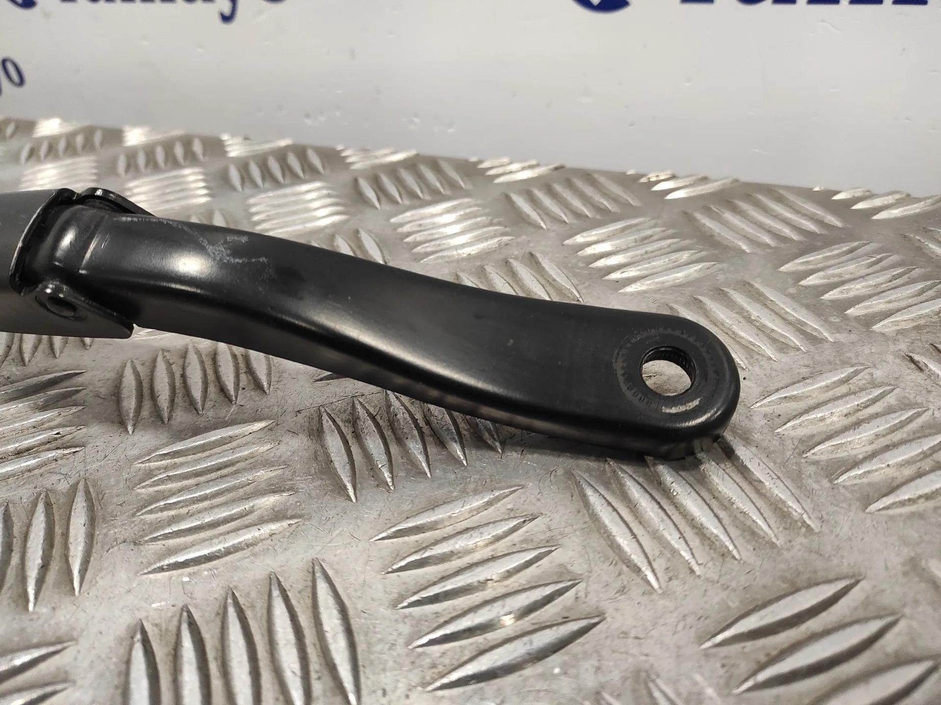 Brazo Limpia Delantero Derecho para Renault Captur Ii