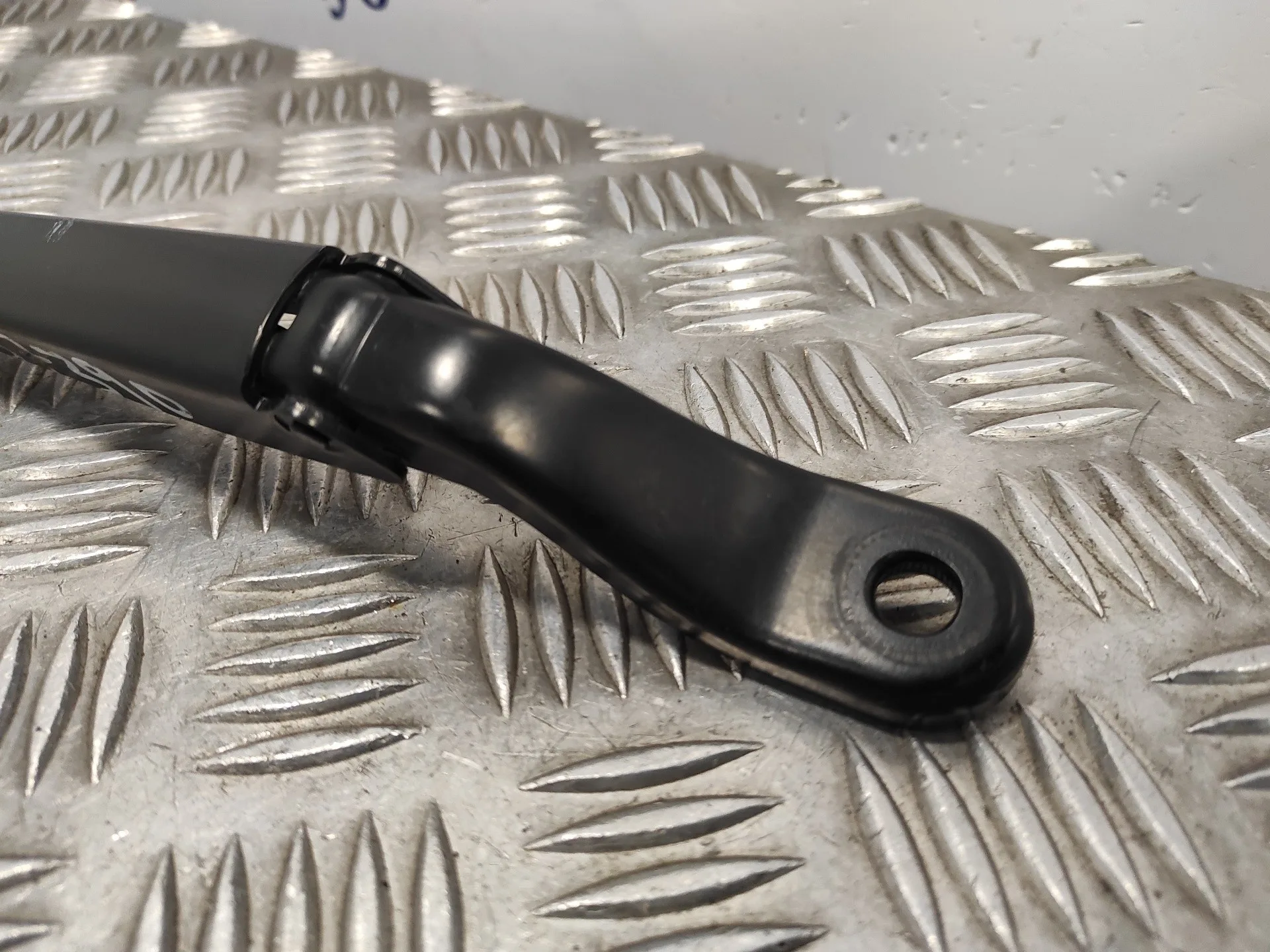 Brazo Limpia Delantero Izquierdo para Renault Captur Ii