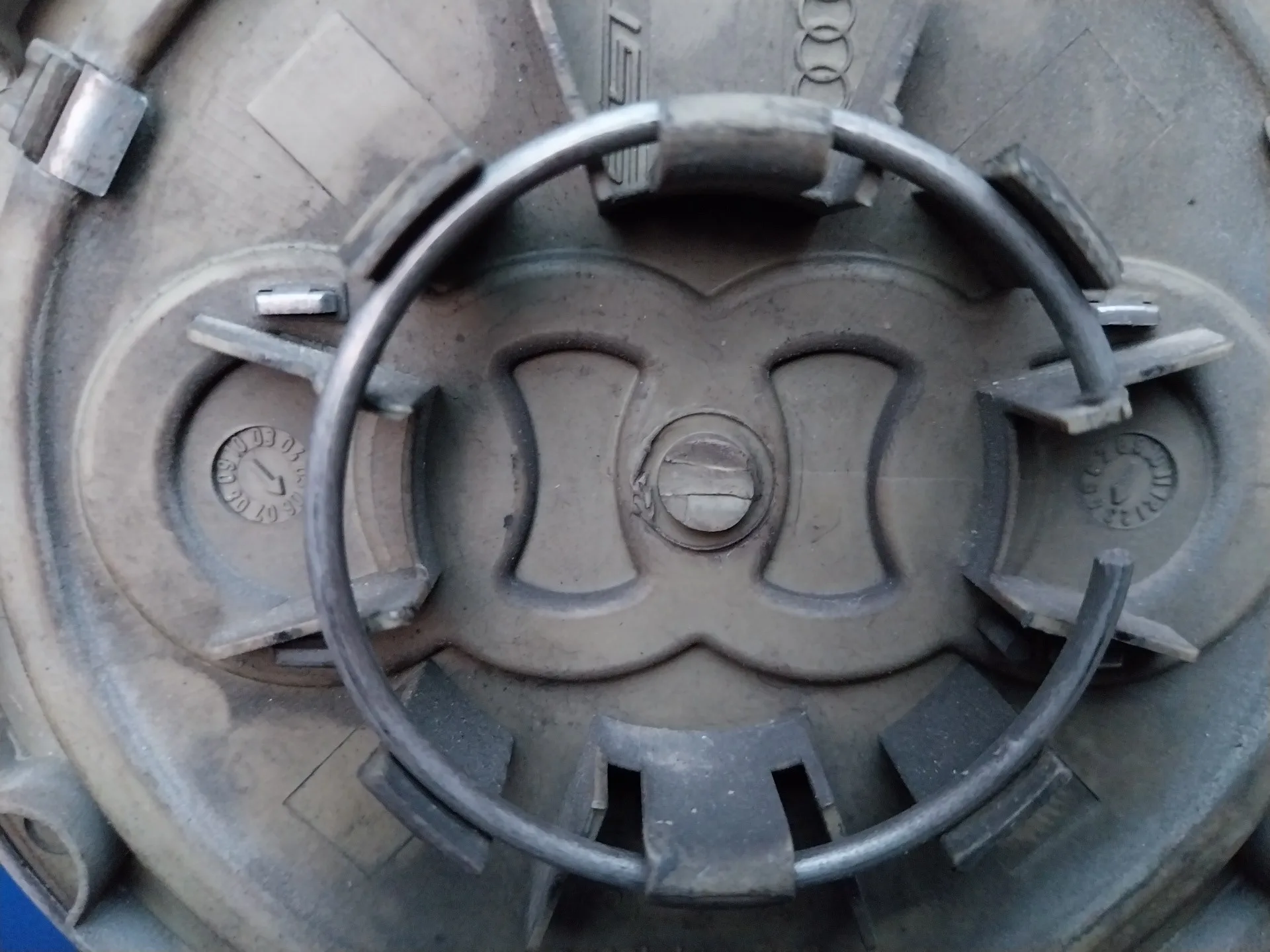 Tapacubos para Audi A3 (8P)