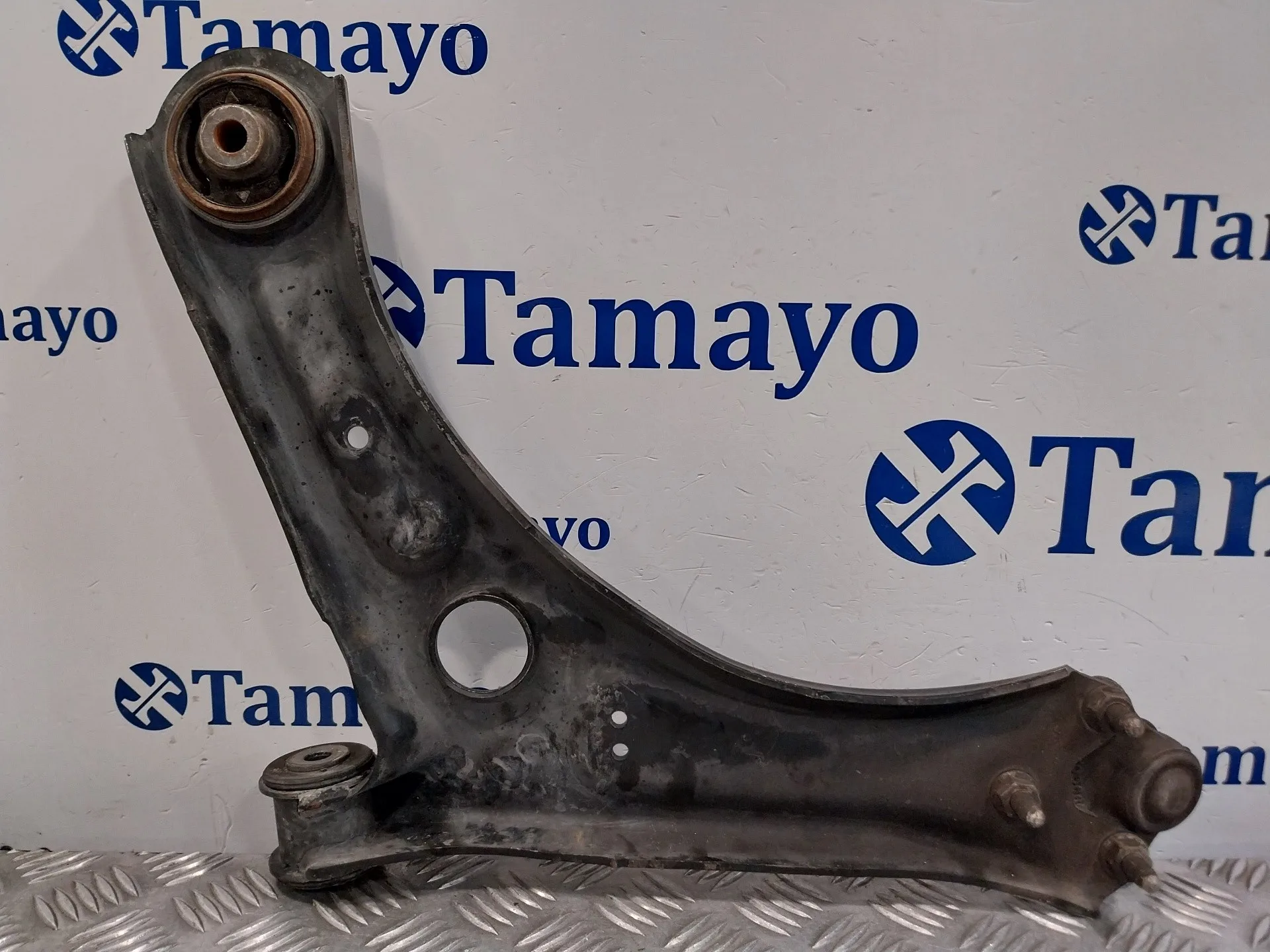 Brazo Suspension Inferior Delantero Derecho para Skoda Yeti
