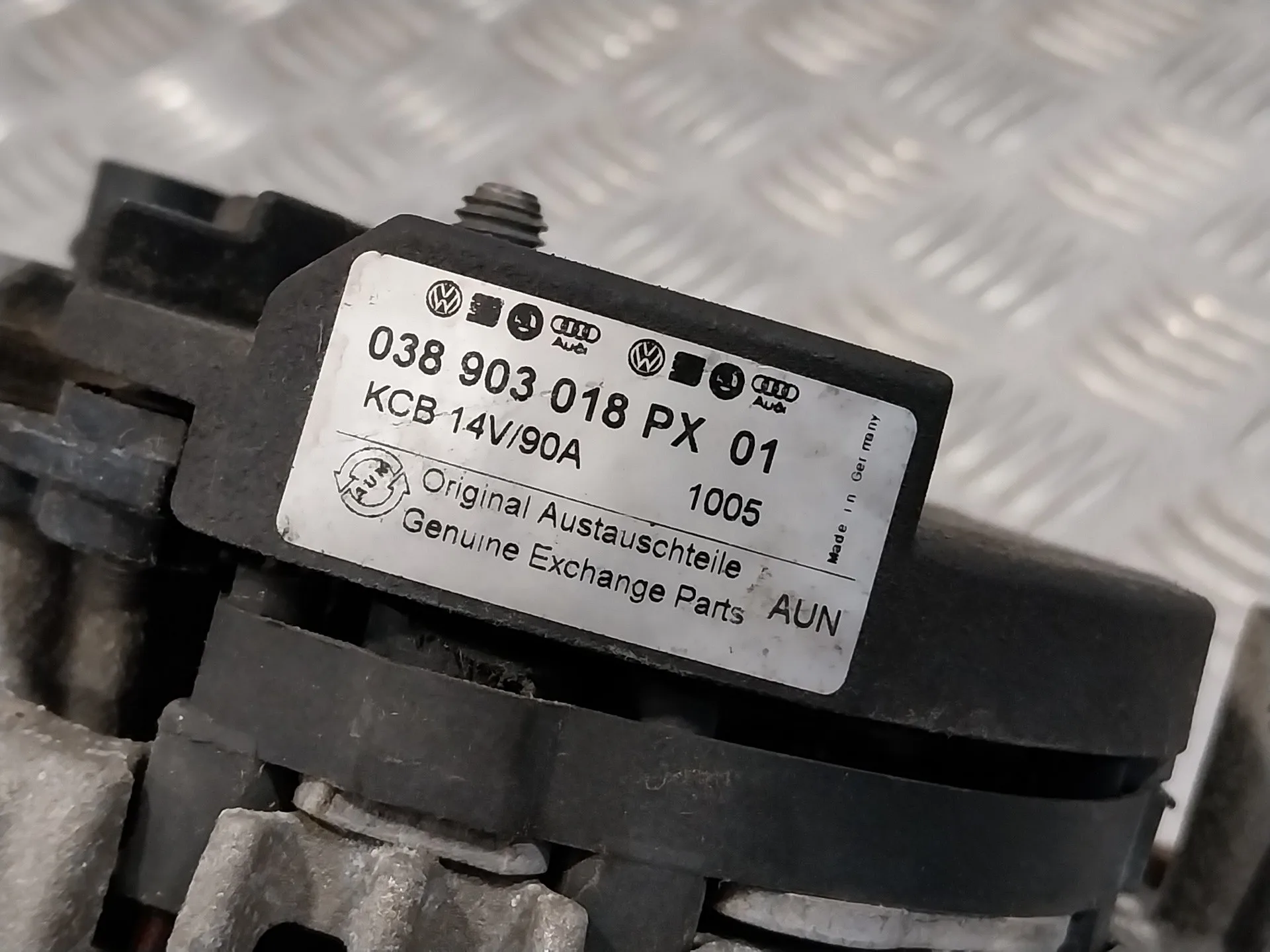 Alternador para Seat Leon (1M1)
