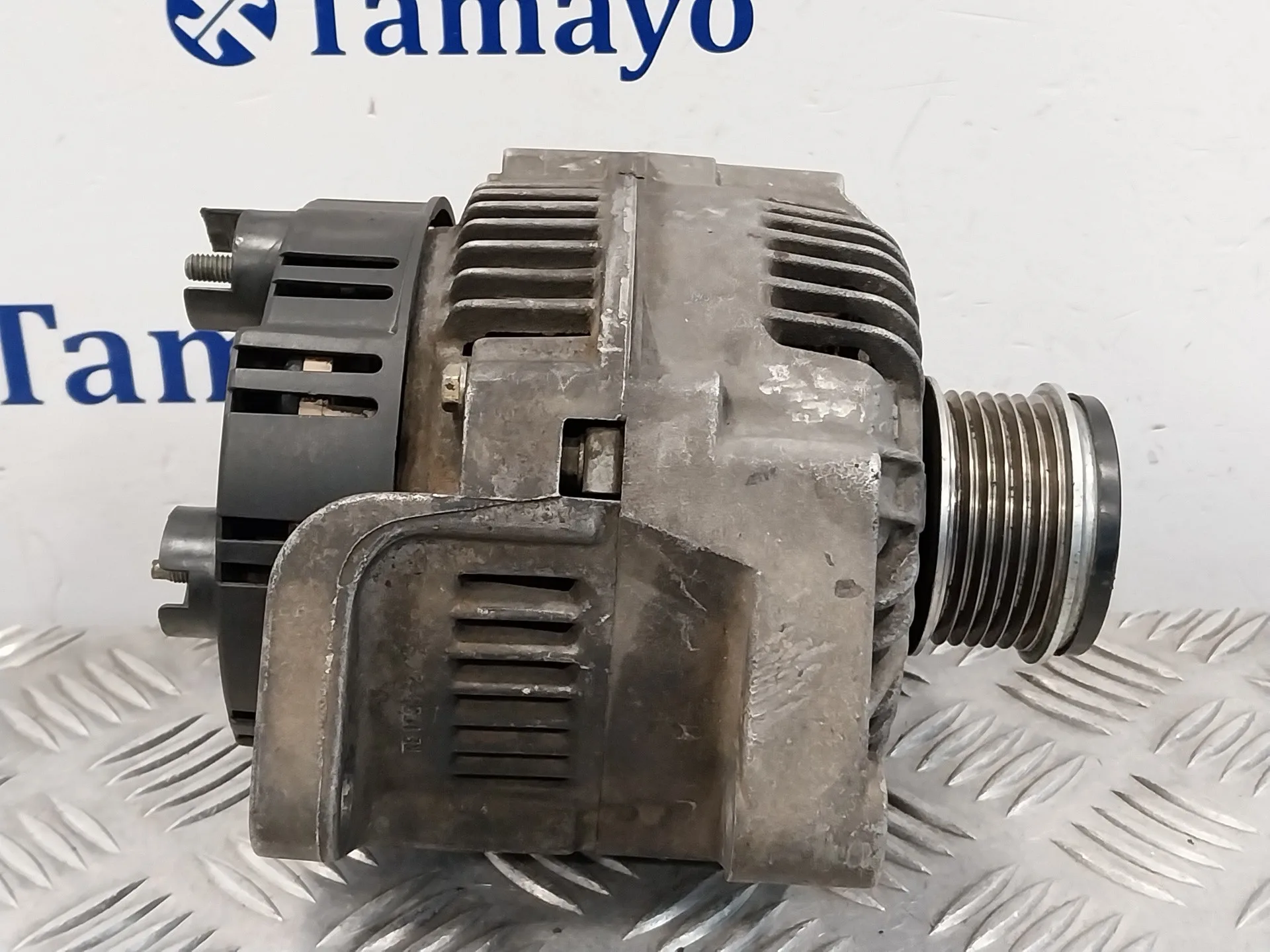 Alternador para Renault Laguna Grandtour (K56)