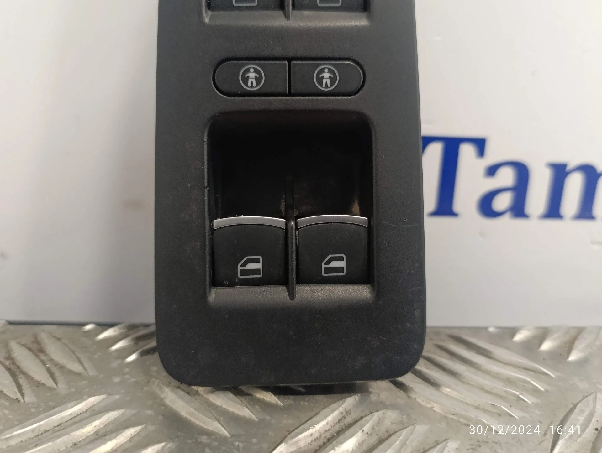 Mando Elevalunas Delantero Izquierdo para Seat Alhambra (7N)