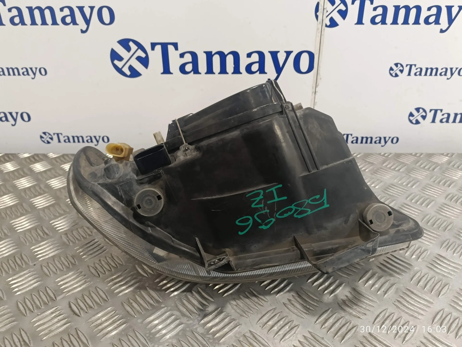 Faro Izquierdo para Seat Cordoba Berlina (6K2)