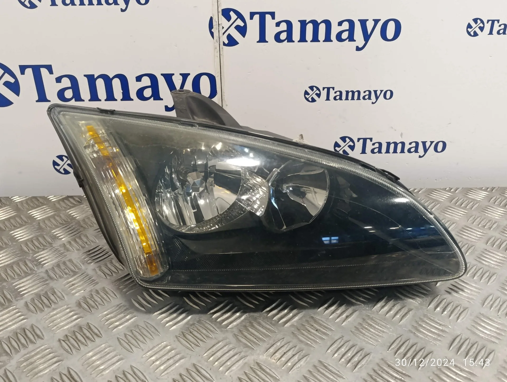 Faro Derecho para Ford Focus Berlina (Cap)