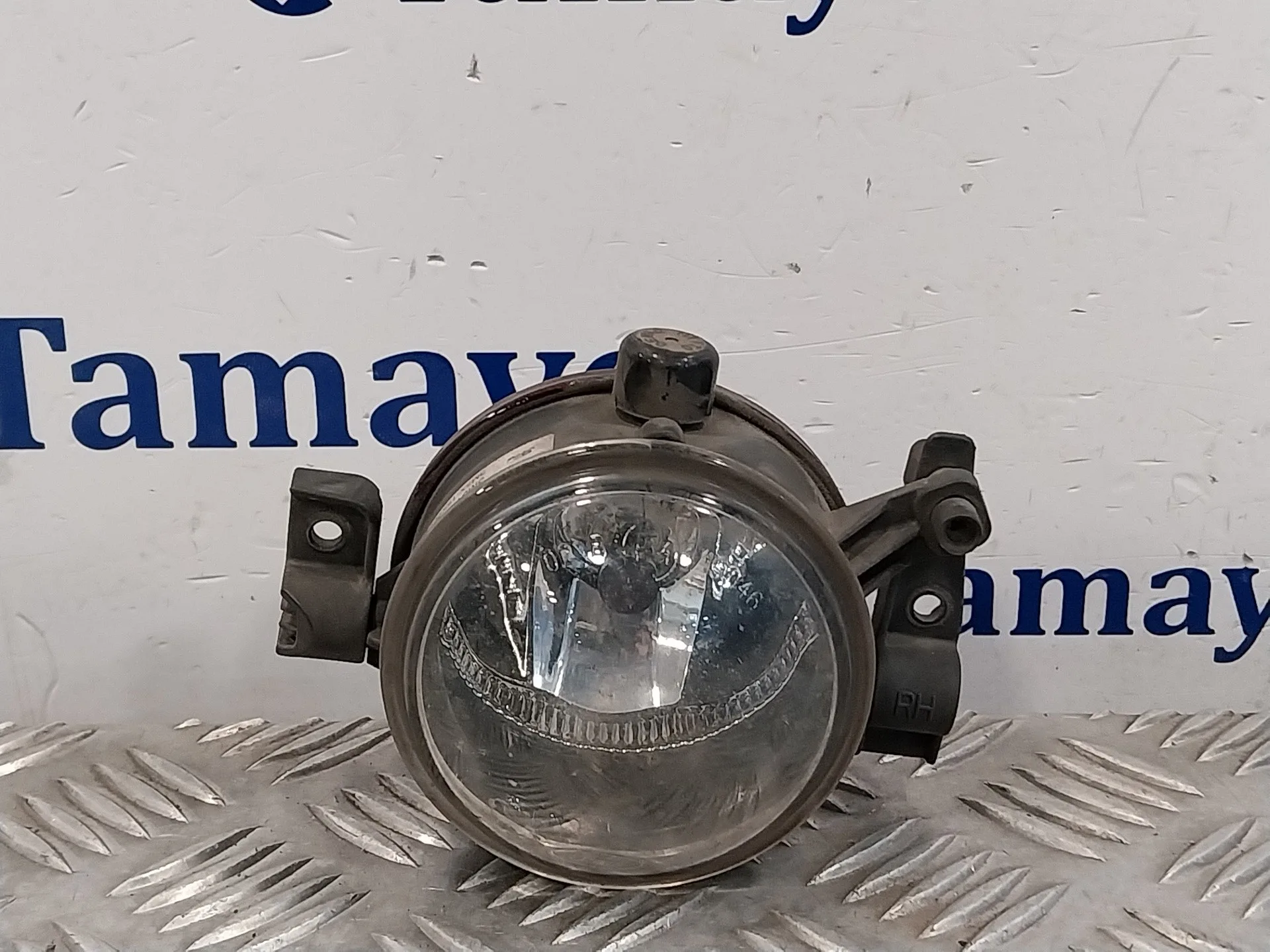 Faro Antiniebla Derecho para Ford Focus Berlina (Cap)
