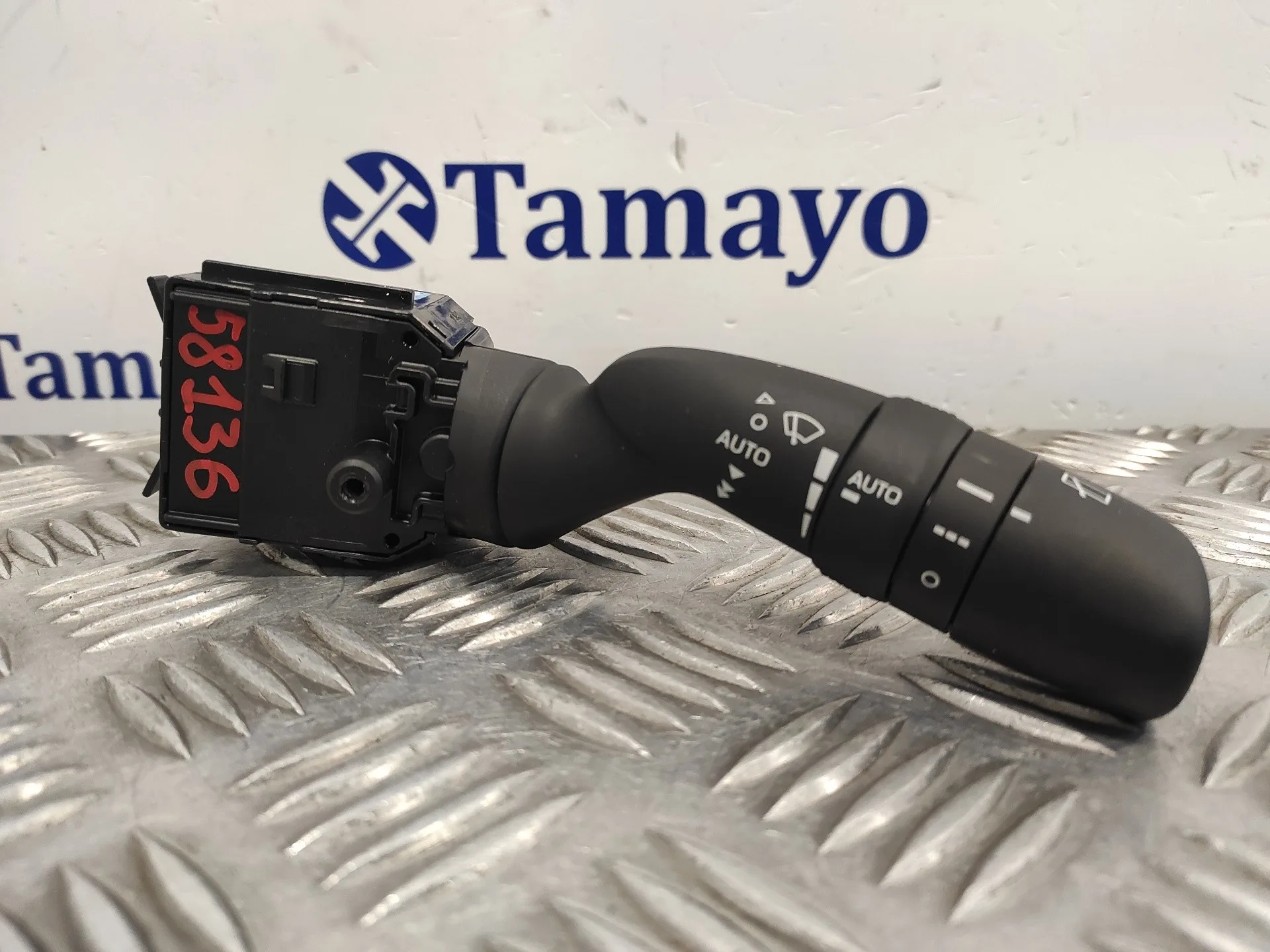 Mando Limpia para Toyota Yaris Cross