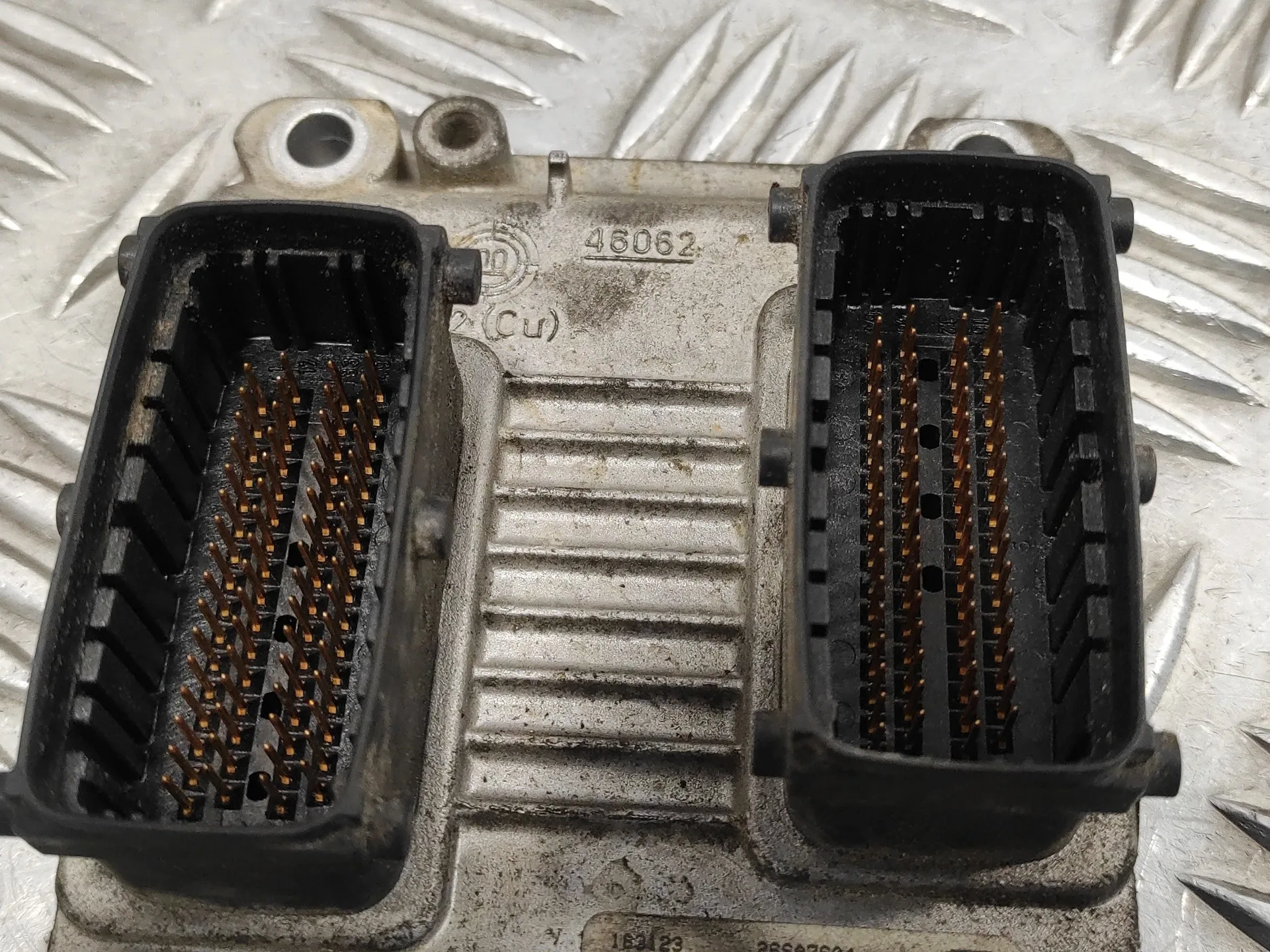 Centralita Motor Uce para Opel Corsa C