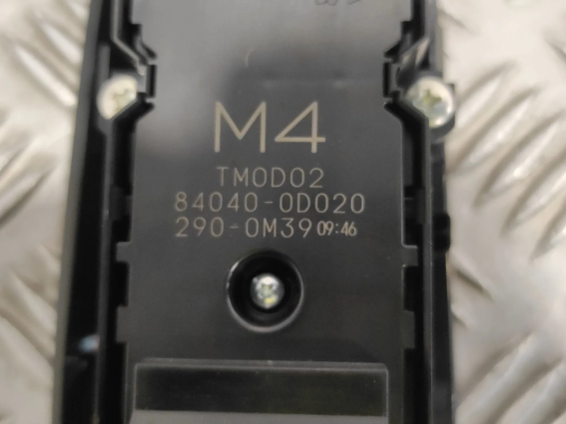 Mando Elevalunas Delantero Izquierdo para Toyota Yaris Cross
