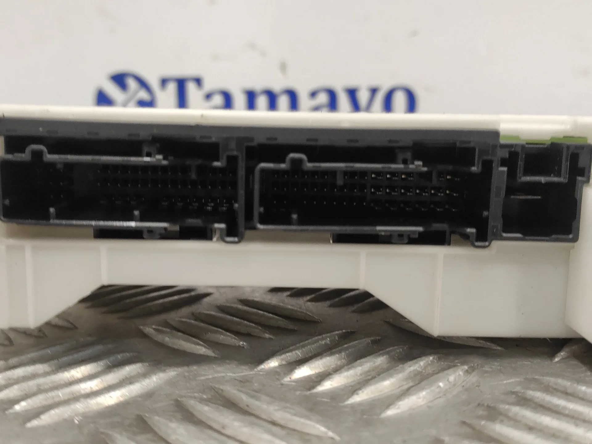 Caja Reles / Fusibles para Toyota Yaris Cross
