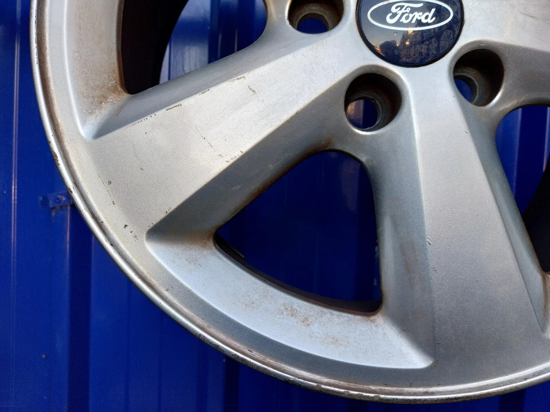 Llanta para Ford Focus Berlina (Cap)