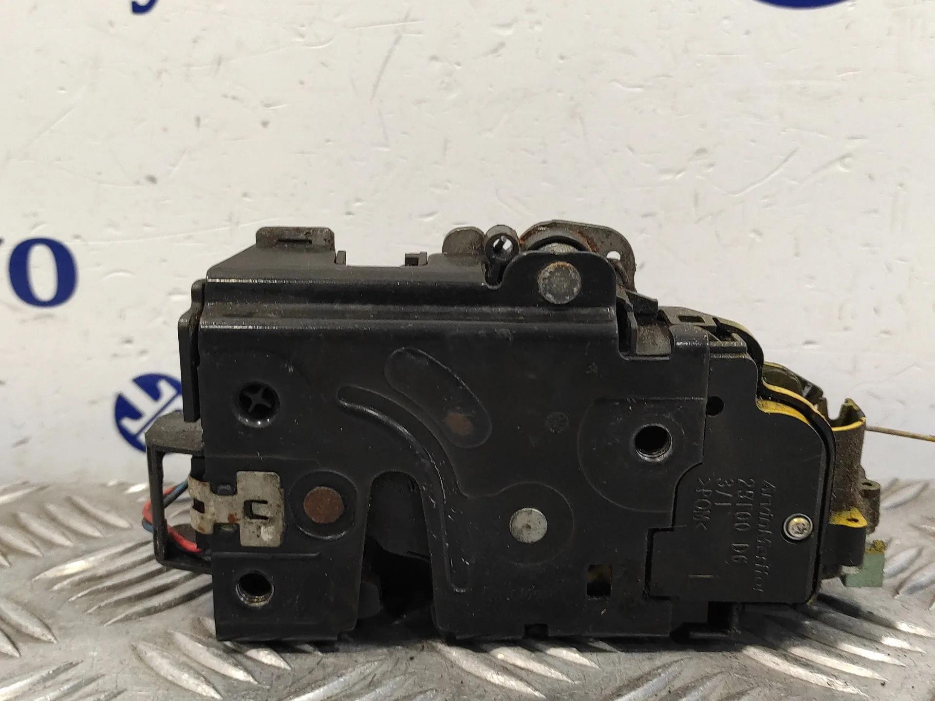Cerradura Puerta Delantera Izquierda para Skoda Octavia Berlina (1Z3)