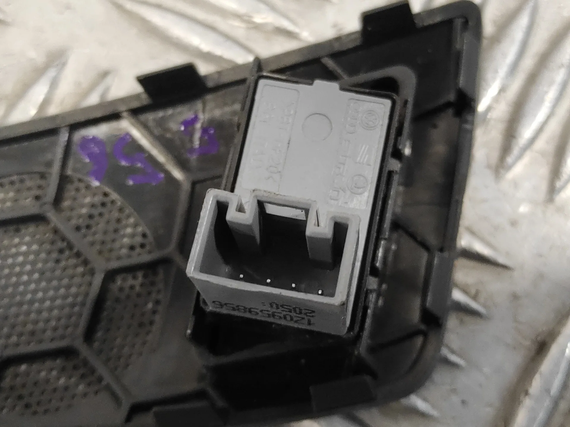Mando Elevalunas Trasero Derecho para Skoda Octavia Berlina (1Z3)