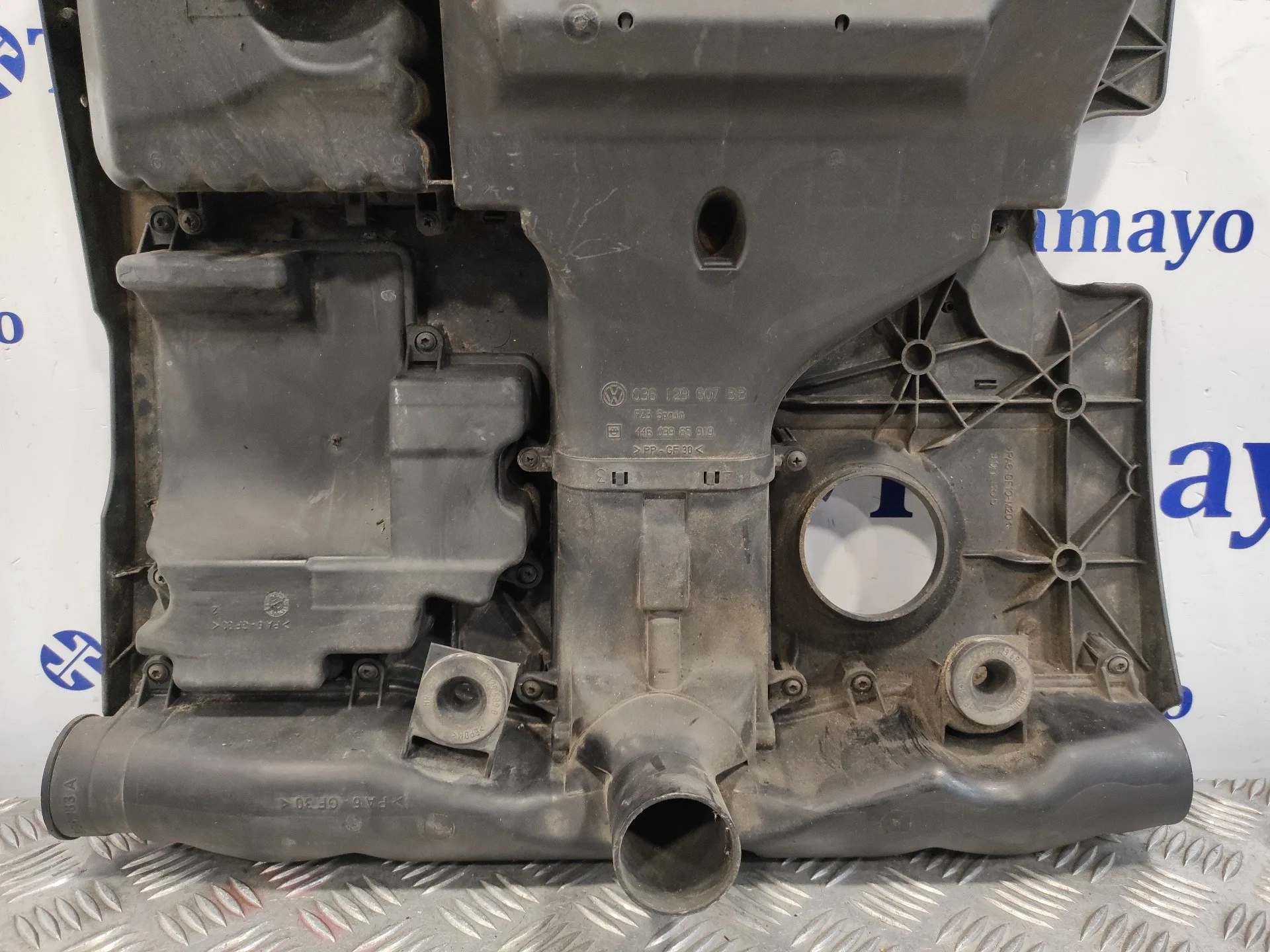 Tapa Motor para Skoda Octavia Berlina (1Z3)