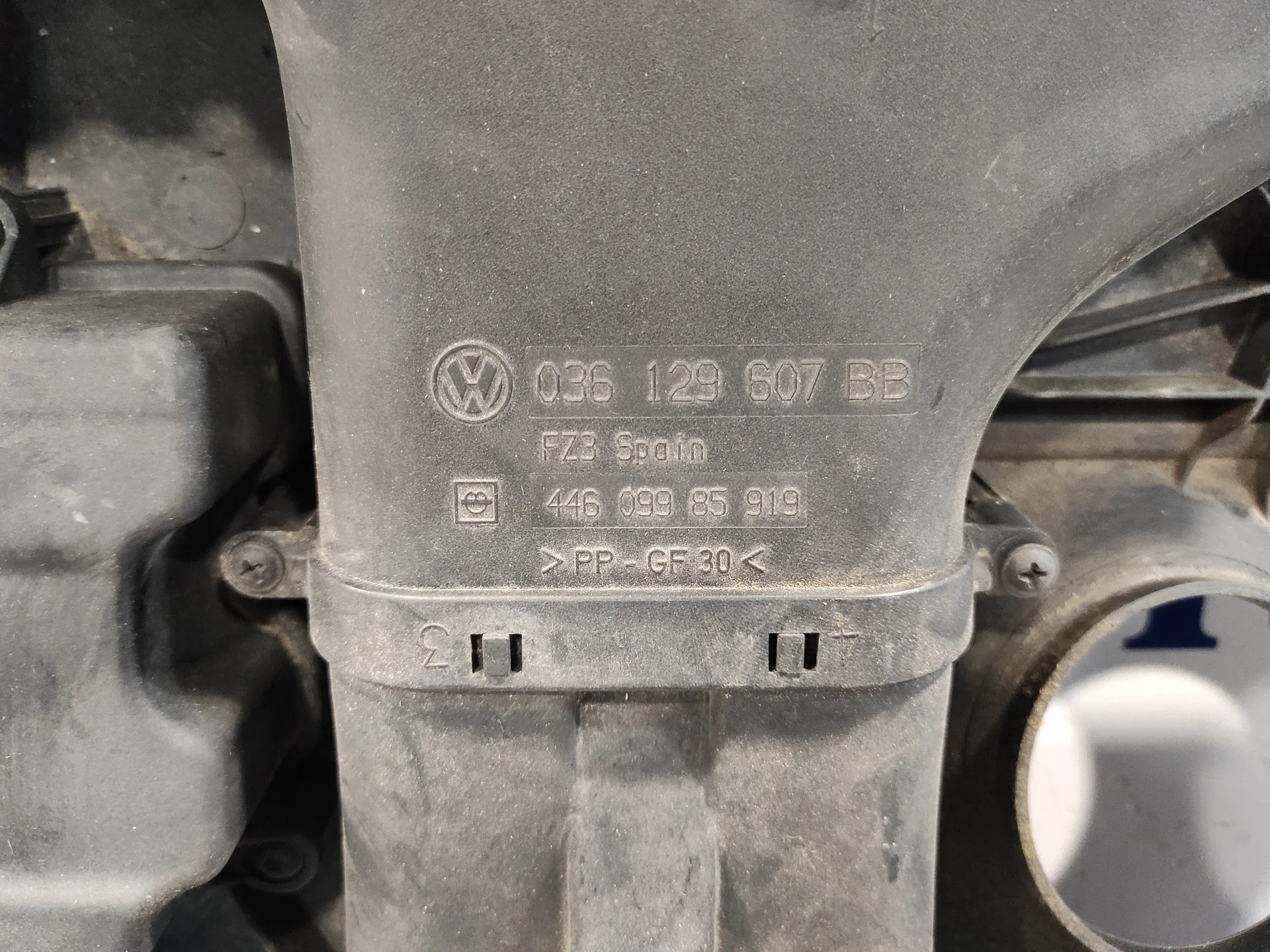Tapa Motor para Skoda Octavia Berlina (1Z3)