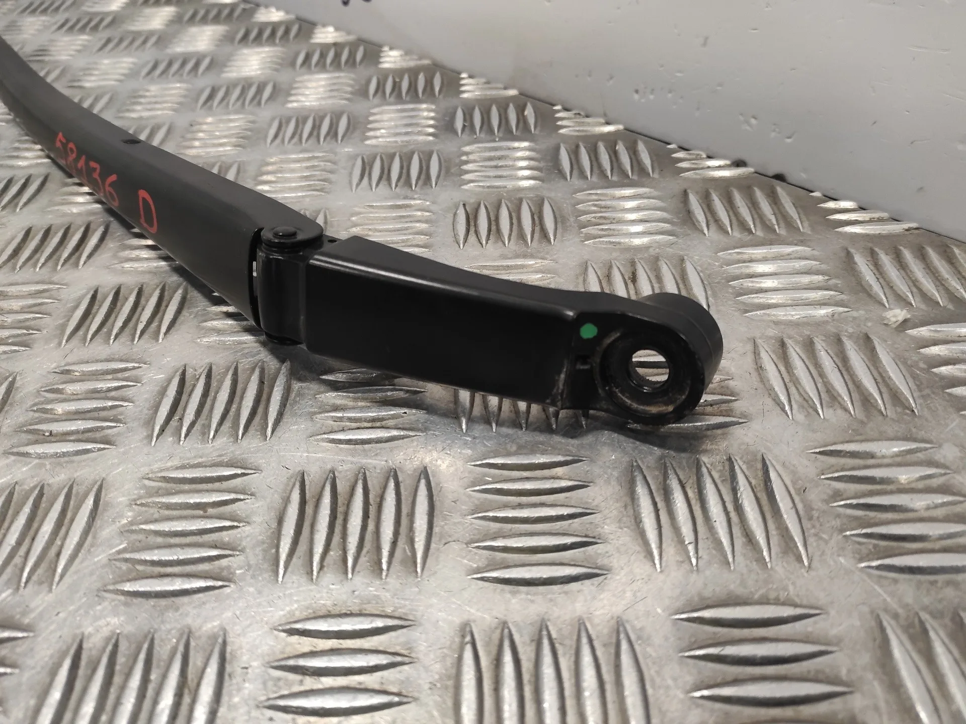 Brazo Limpia Delantero Derecho para Toyota Yaris Cross